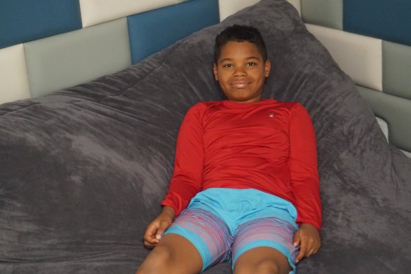 Child in sensory room HMLP
